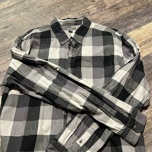 Eddie Bauer relaxed fit flannel long sleeve